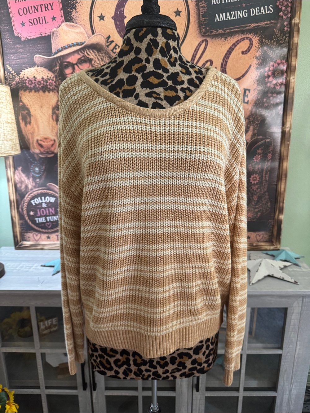 NWT BILLABONG Striped Lightweight Knit Sweater in Beige and Cream Size XL